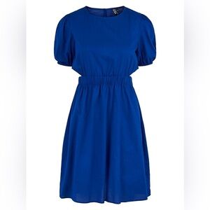NWT PIECES HUDSON BAY ROYAL BLUE CUT OUT SHORT SLEEVE DRESS